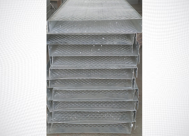 Hot Dip Cable Tray Manufacurer